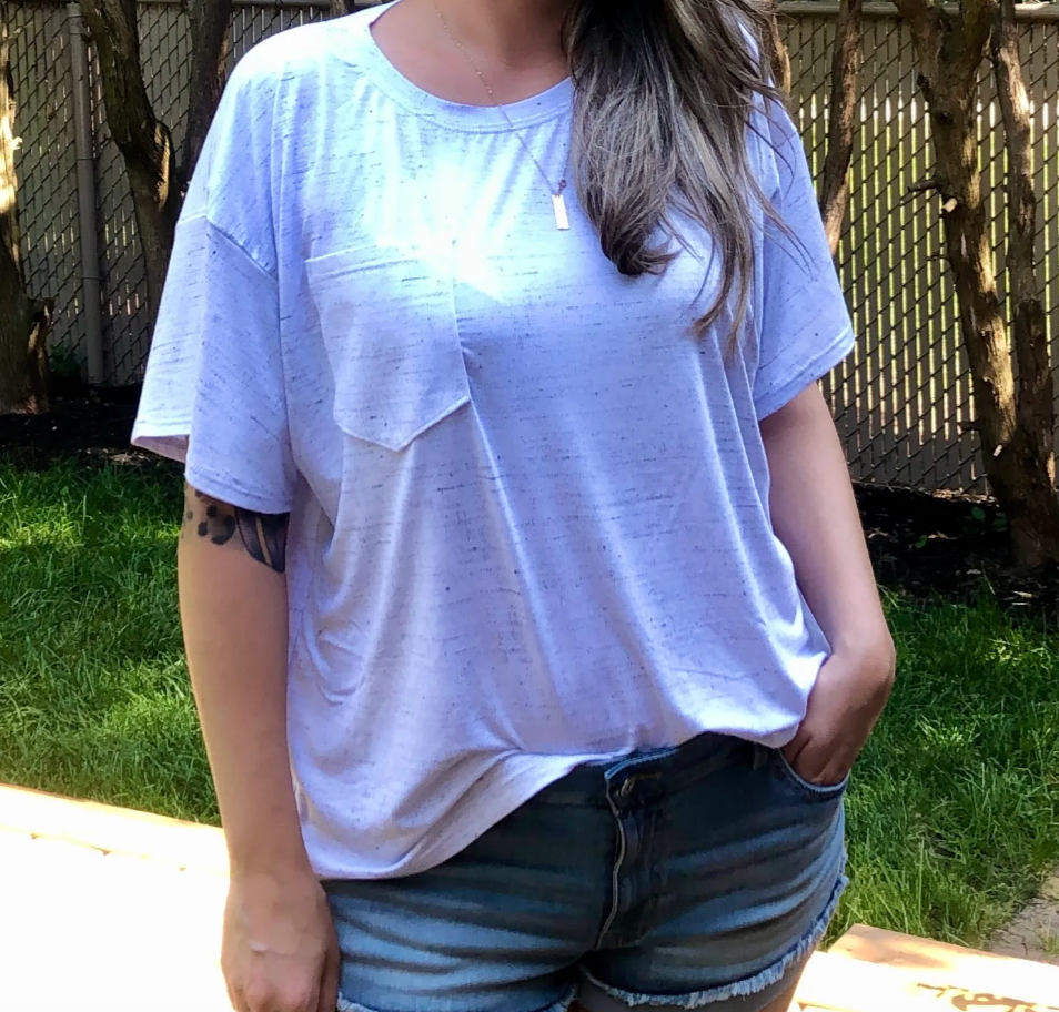 🦋 mama boxy tee 🦋